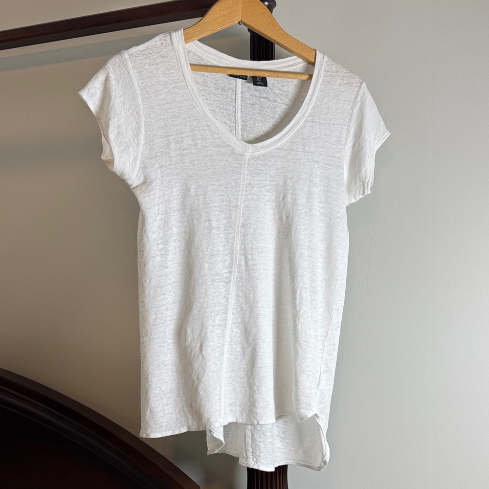 TAHARI Classic White Linen vneck Women's Top